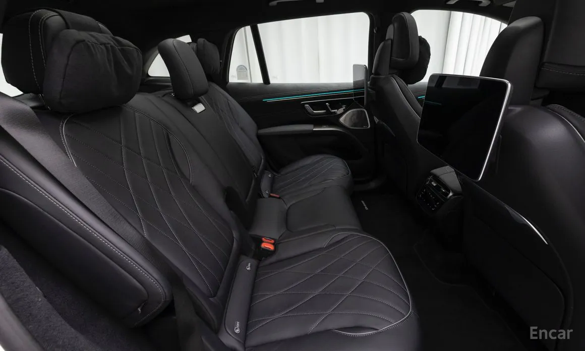 Фото 10 - Mercedes-Benz EQS