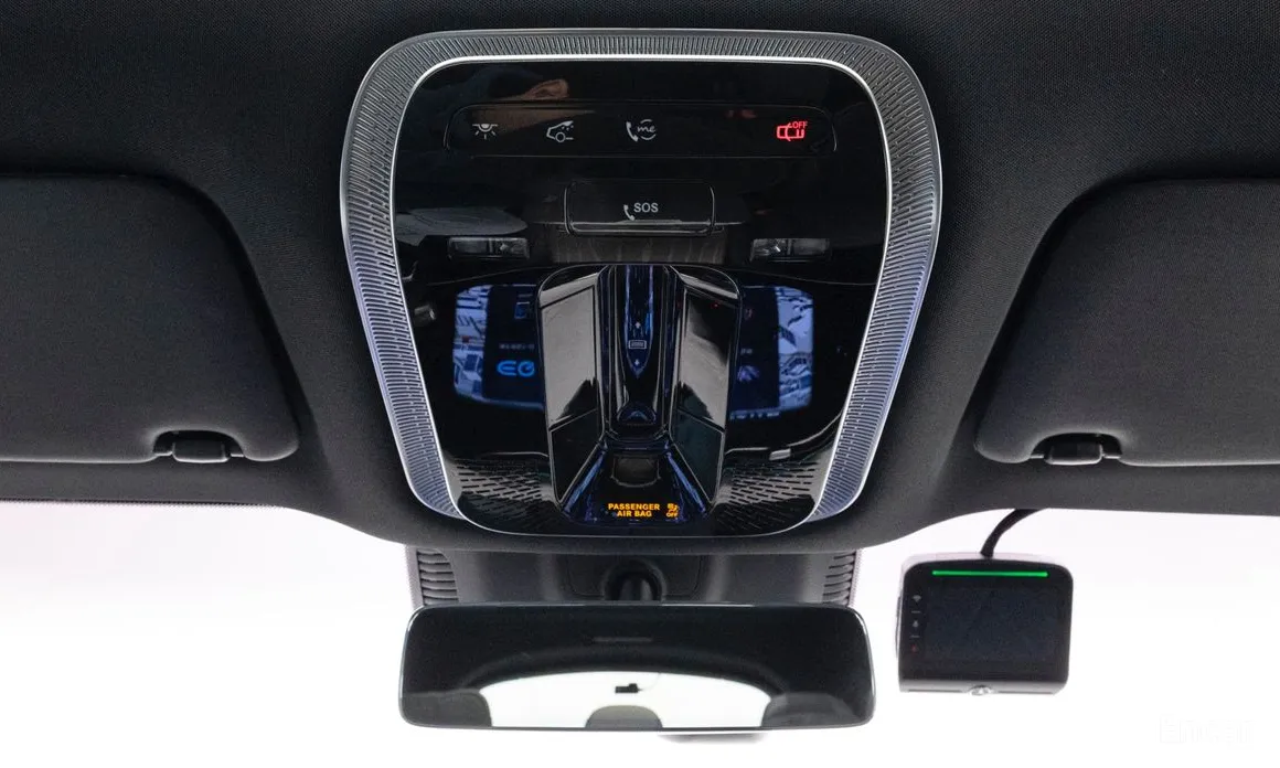 Фото 17 - Mercedes-Benz EQS