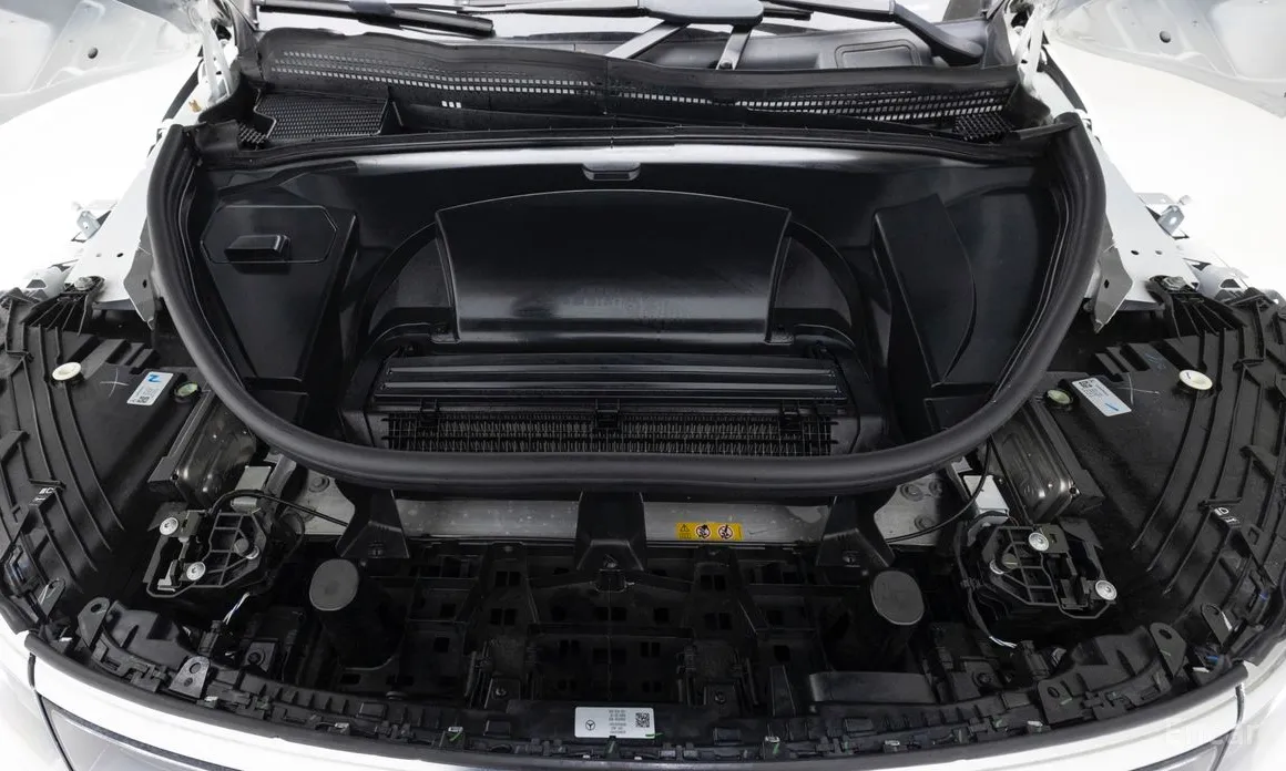 Фото 6 - Mercedes-Benz EQS