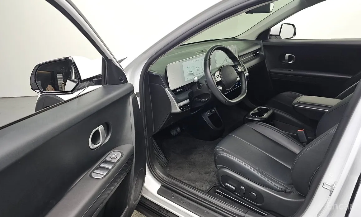 Photo 10 - Hyundai Ioniq 5