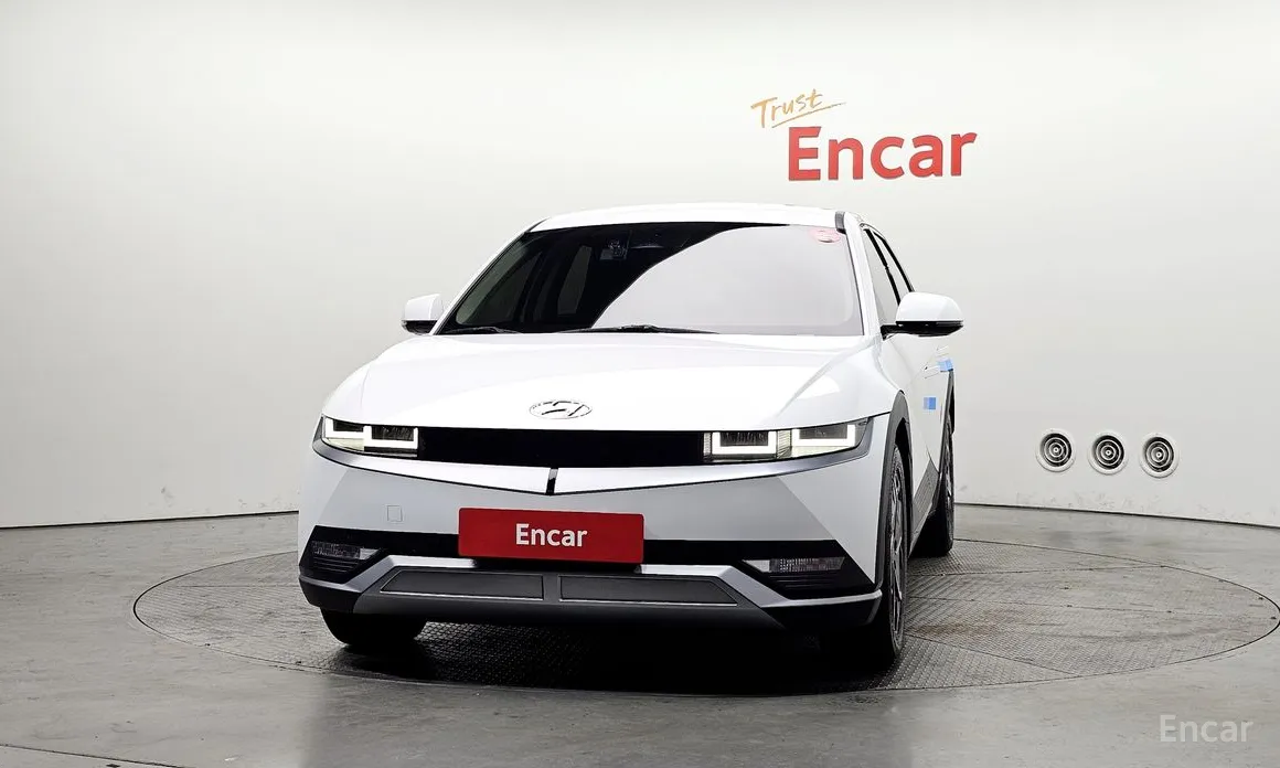 Photo 3 - Hyundai Ioniq 5