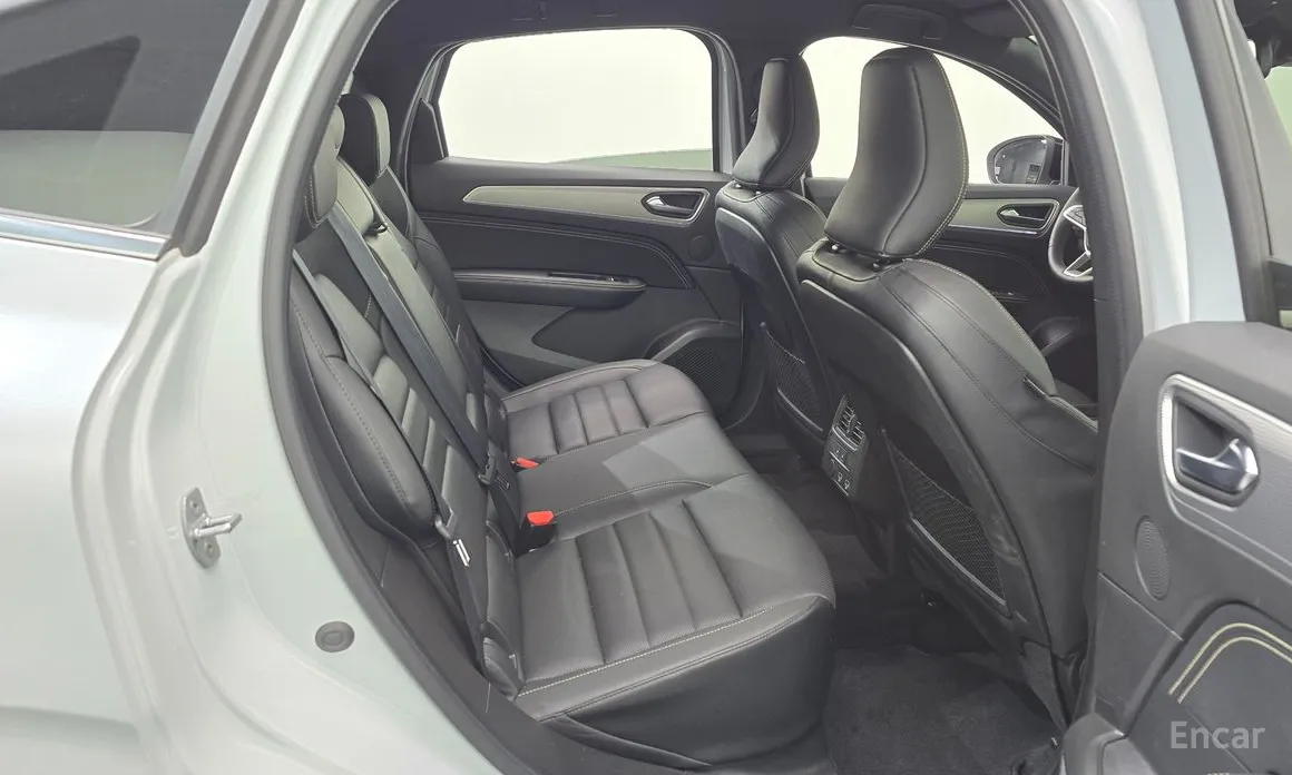 Фото 12 - Renault Arkana