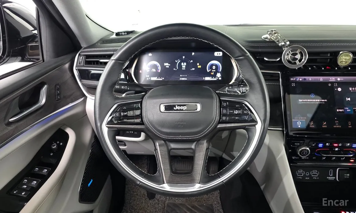 Фото 13 - Jeep Cherokee