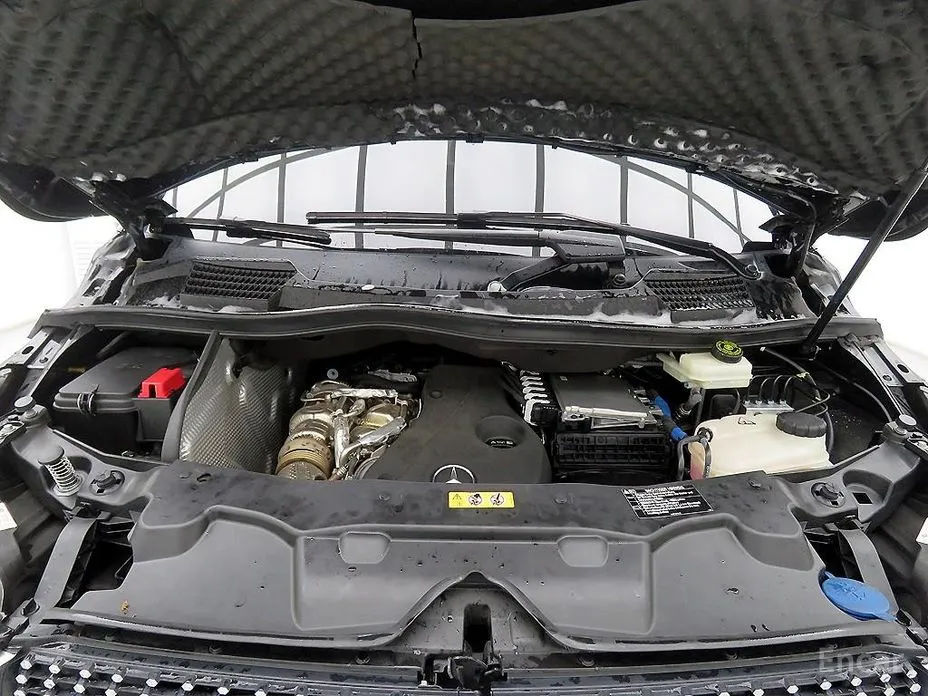 Фото 19 - Mercedes-Benz V-Class