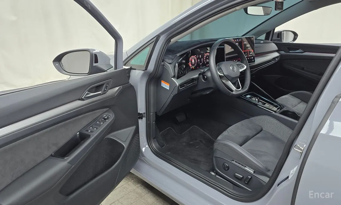 Фото 10 - Volkswagen Golf