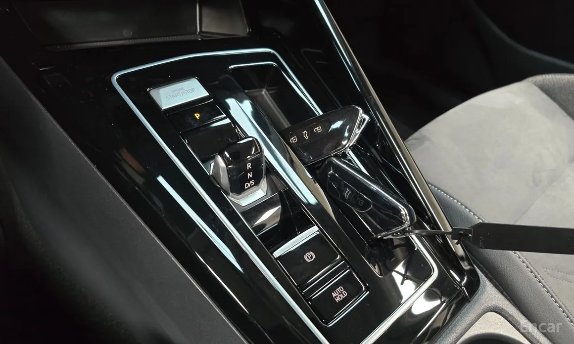 Фото 9 - Volkswagen Golf