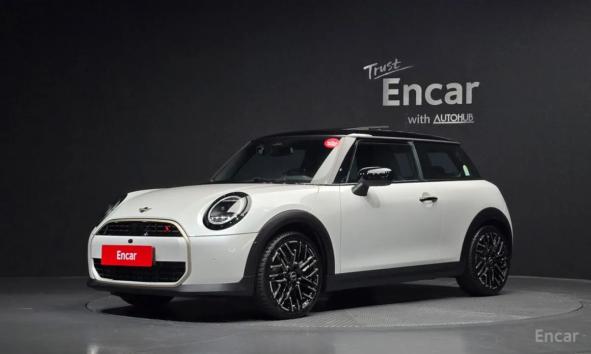 Фото 1 - Mini Cooper