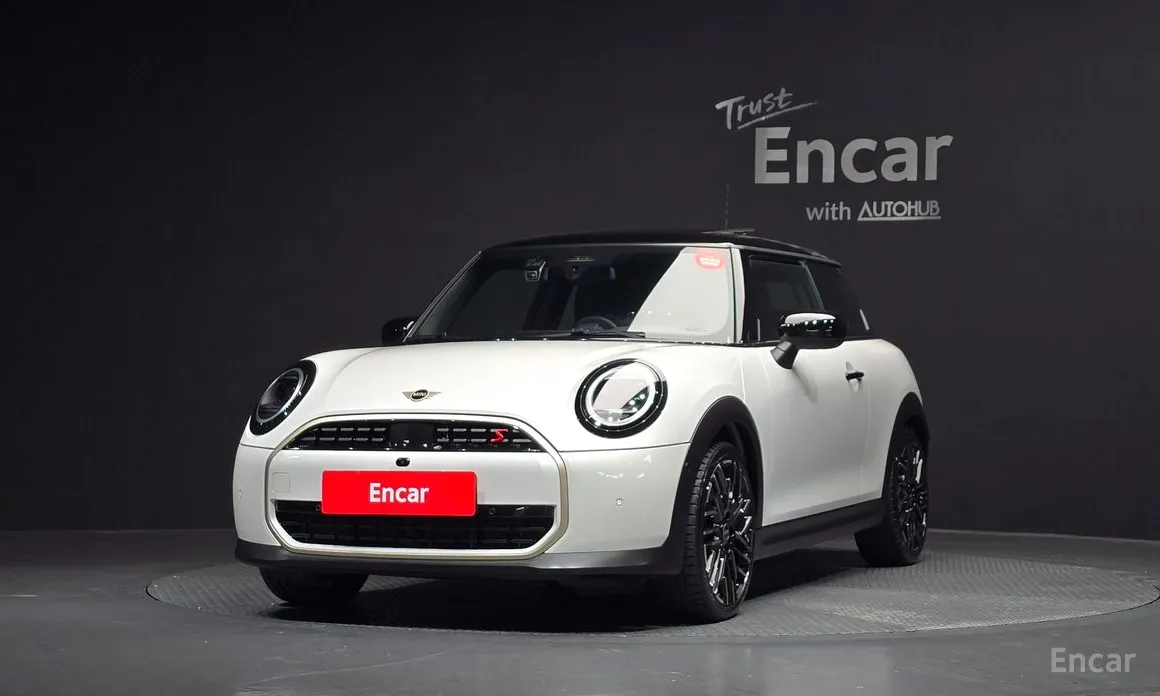 Фото 3 - Mini Cooper