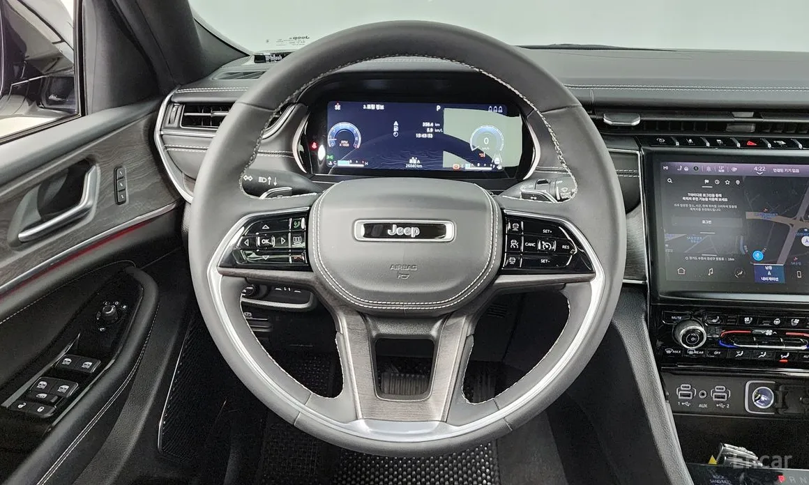 Фото 13 - Jeep Cherokee