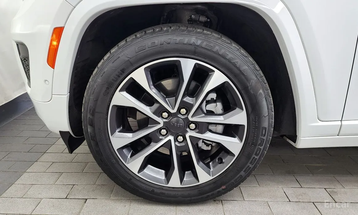 Фото 5 - Jeep Cherokee