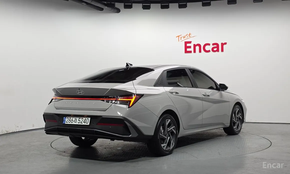 Hyundai Avante 2023 1.6