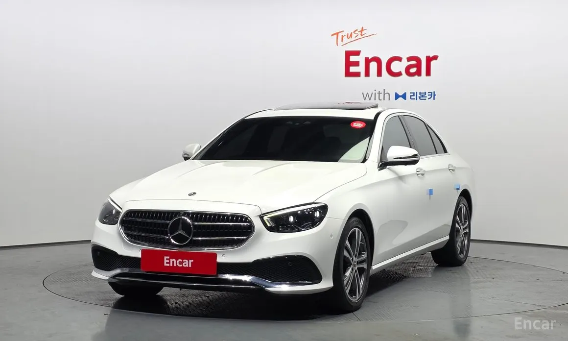 Фото 1 - Mercedes-Benz E-Class