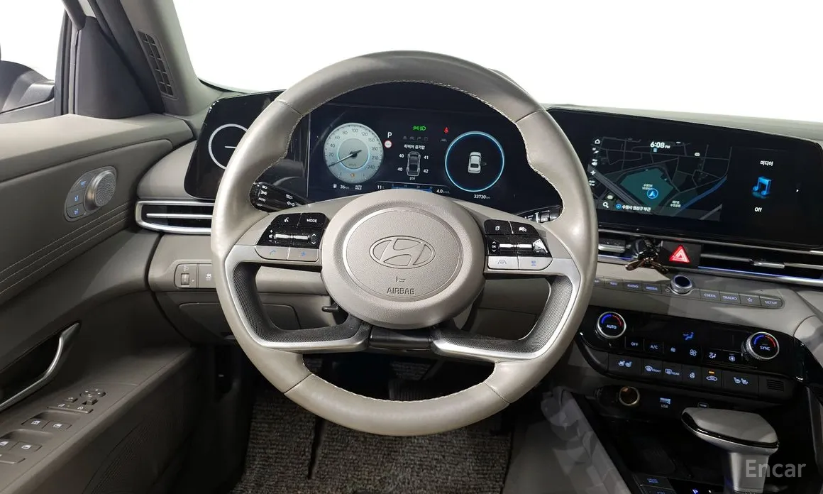 Фото 14 - Hyundai Avante