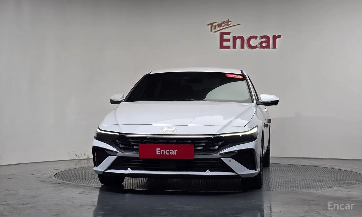 Фото 3 - Hyundai Avante