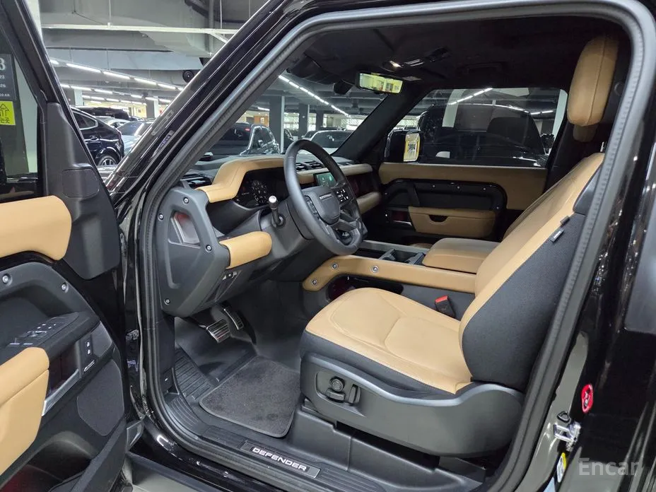 Фото 7 - Land Rover Defender