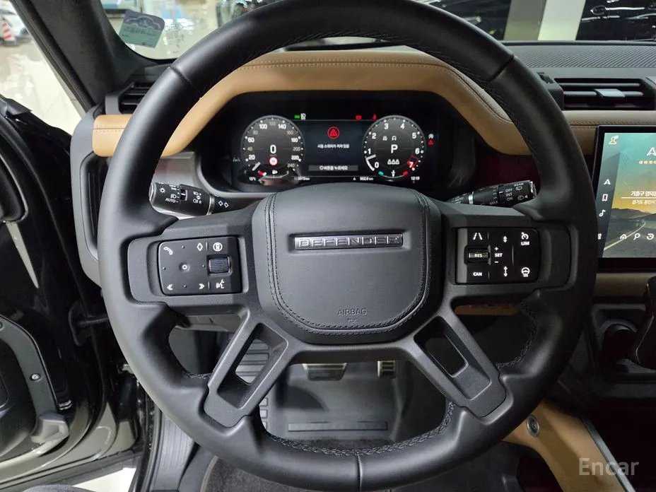 Фото 9 - Land Rover Defender