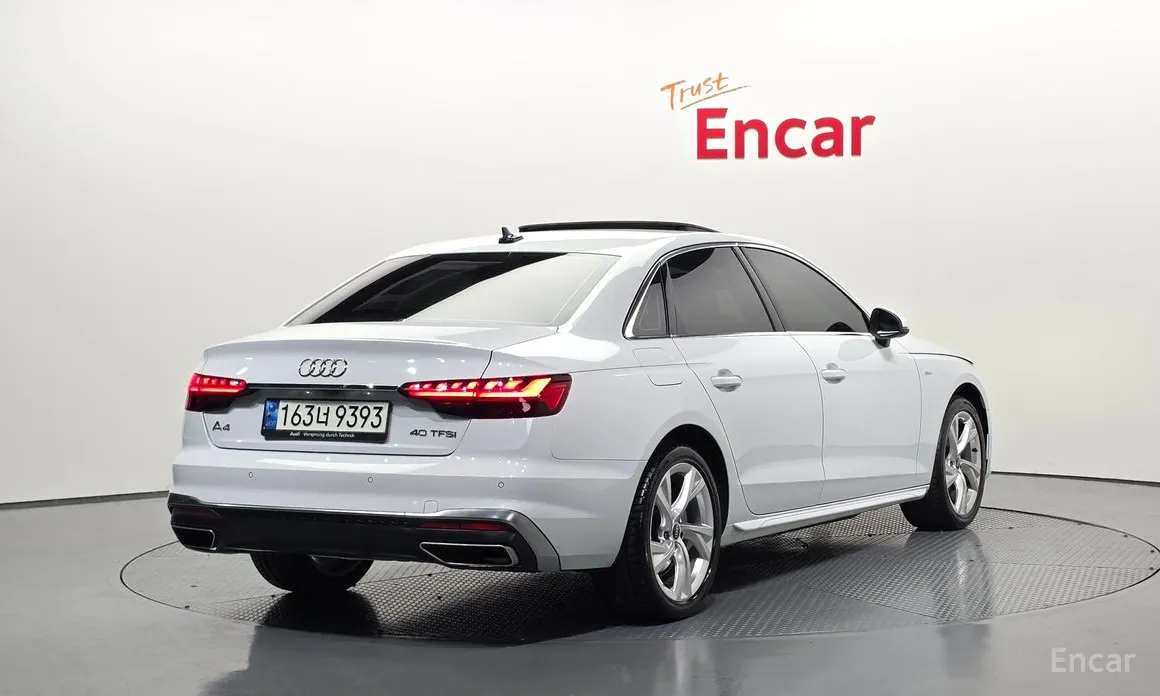 Фото 2 - Audi A4