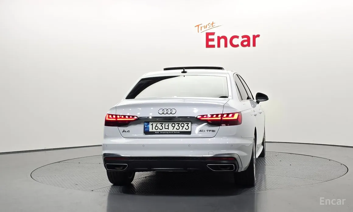 Фото 4 - Audi A4