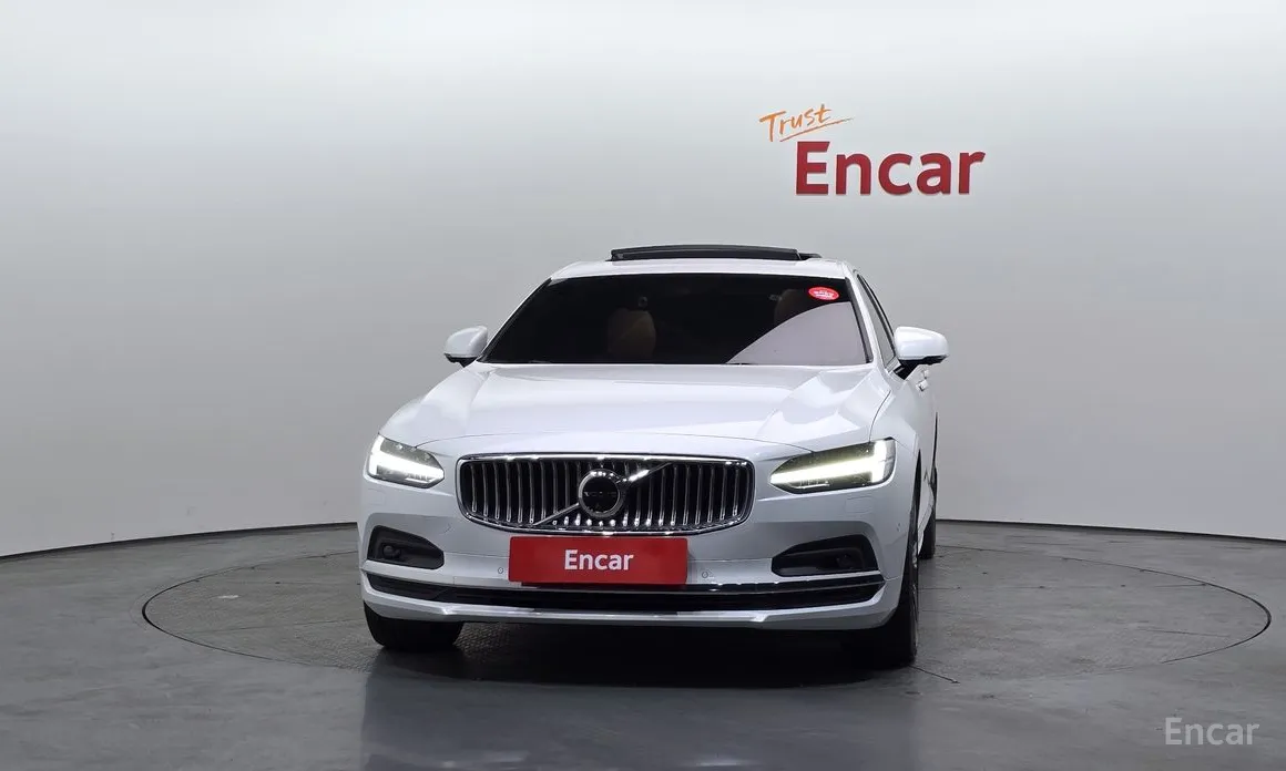 Фото 3 - Volvo S90