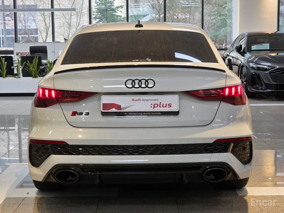 Фото 4 - Audi RS 3