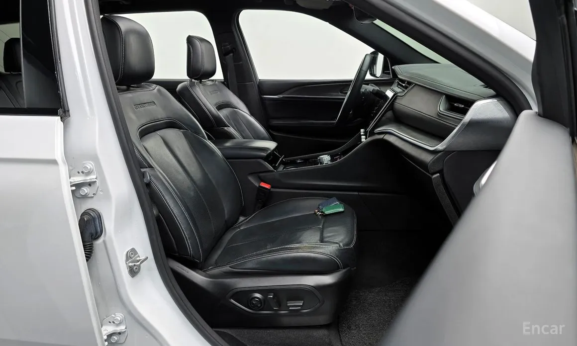 Фото 10 - Jeep Cherokee