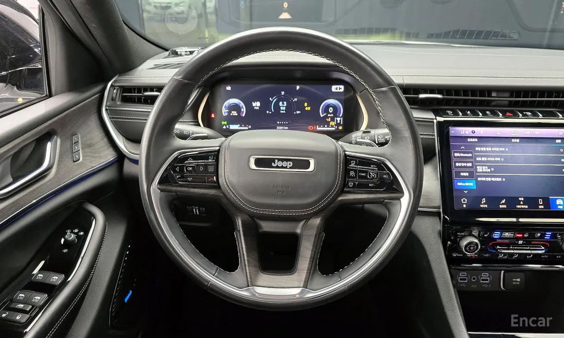 Фото 13 - Jeep Cherokee