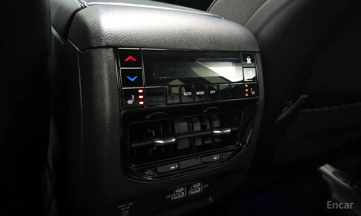 Фото 16 - Jeep Cherokee