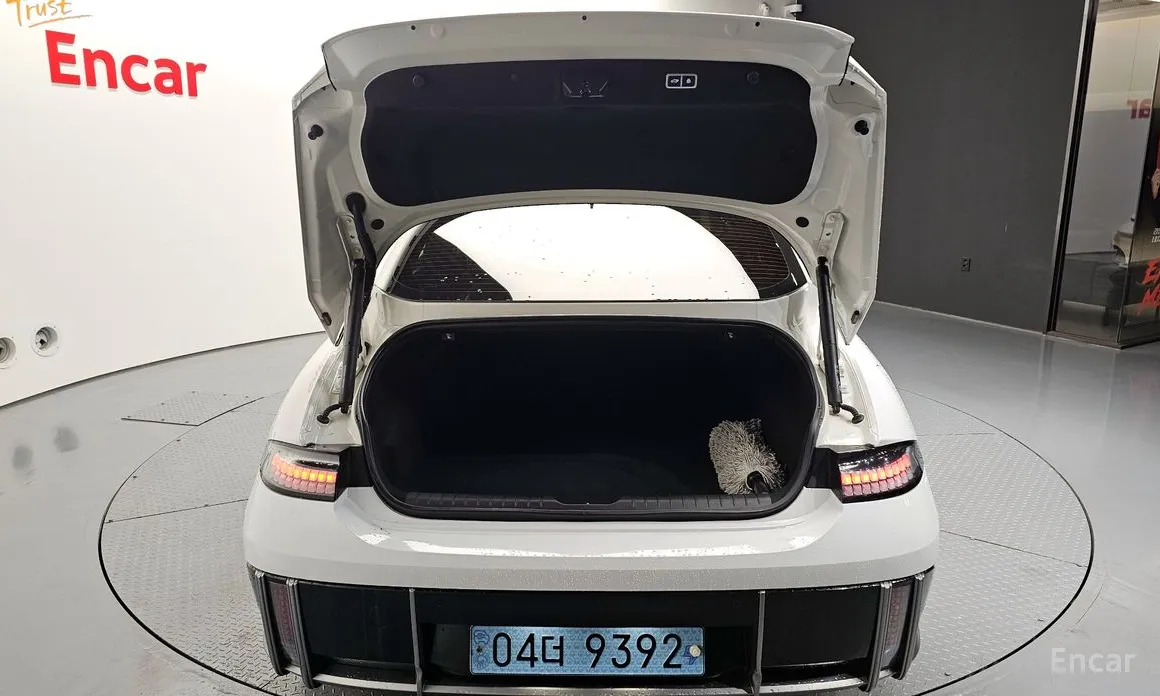 Photo 20 - Hyundai Ioniq 6