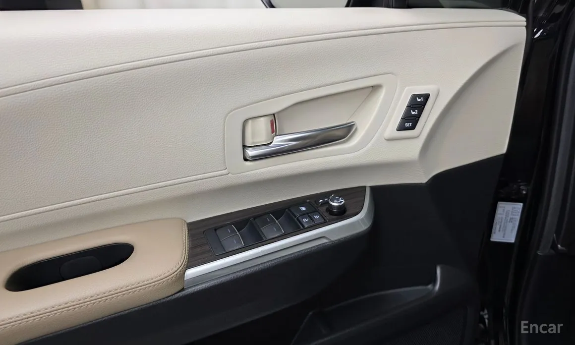 Фото 17 - Toyota Sienna