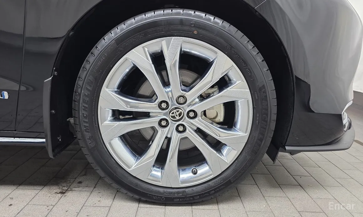 Фото 5 - Toyota Sienna