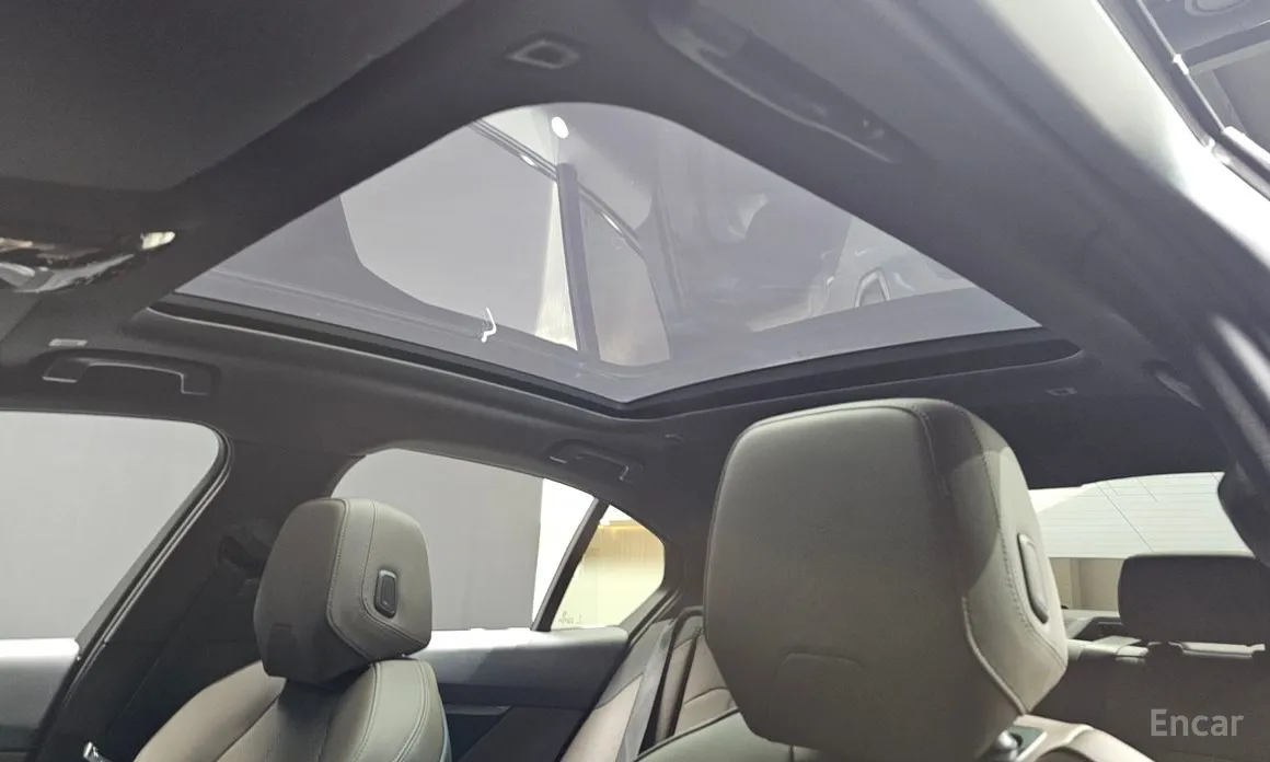 Фото 17 - BMW 5 Series