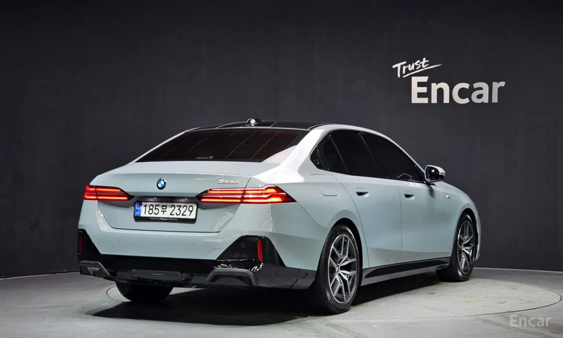 Фото 2 - BMW 5 Series