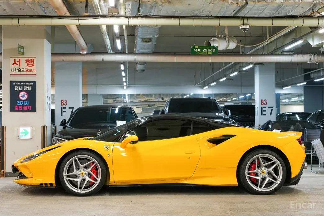 Фото 20 - Ferrari F8