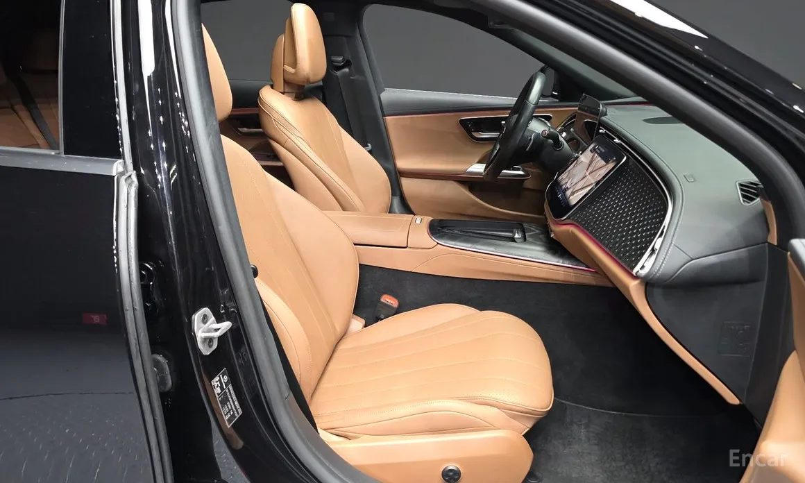 Фото 11 - Mercedes-Benz E-Class