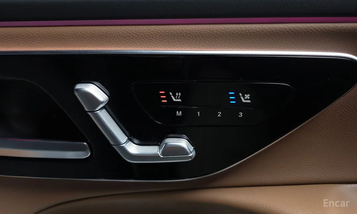 Фото 18 - Mercedes-Benz E-Class