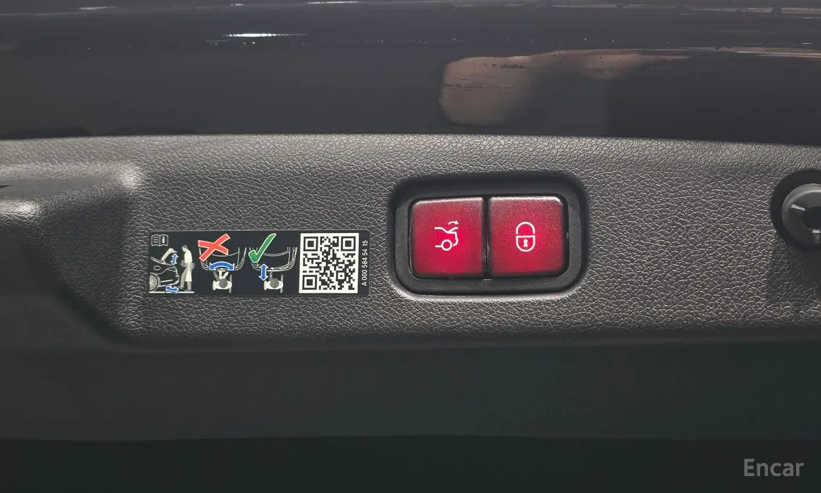 Фото 20 - Mercedes-Benz E-Class