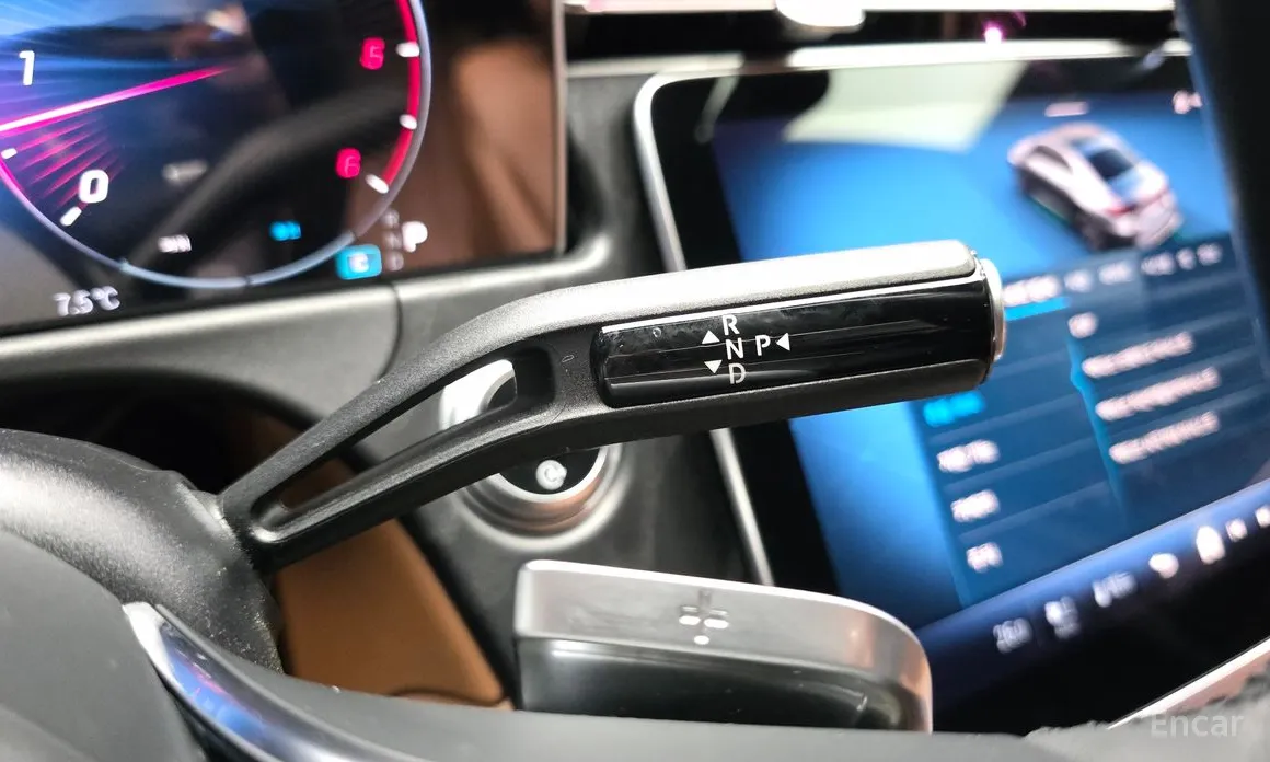 Фото 9 - Mercedes-Benz E-Class