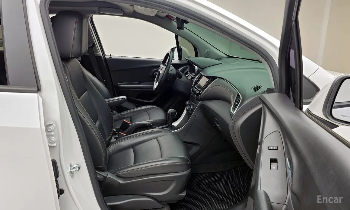 Фото 11 - Chevrolet Trax