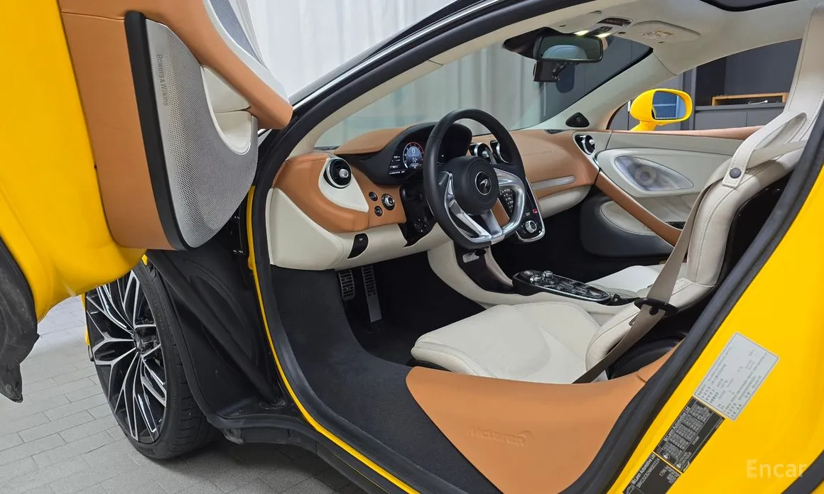 Фото 10 - McLaren GT