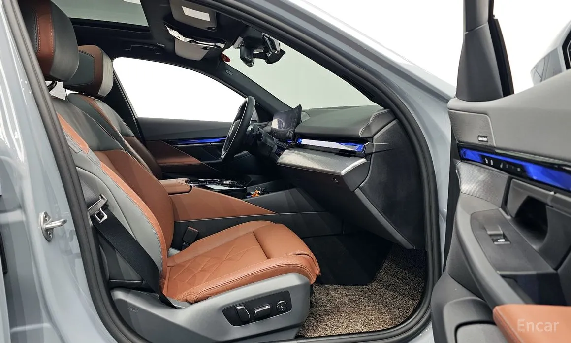 Photo 10 - BMW 5 Series