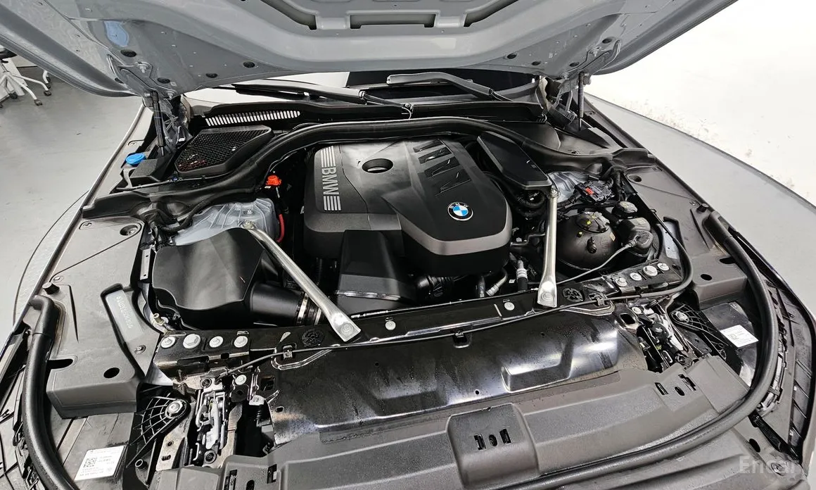 Photo 6 - BMW 5 Series