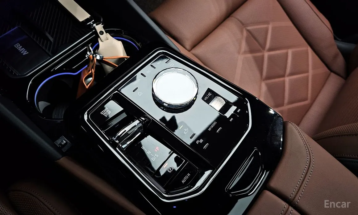 Photo 9 - BMW 5 Series