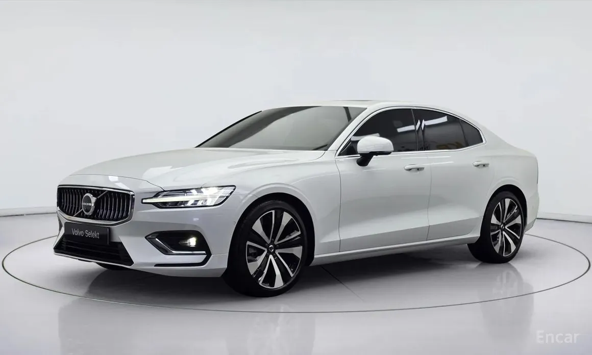 Фото 1 - Volvo S60