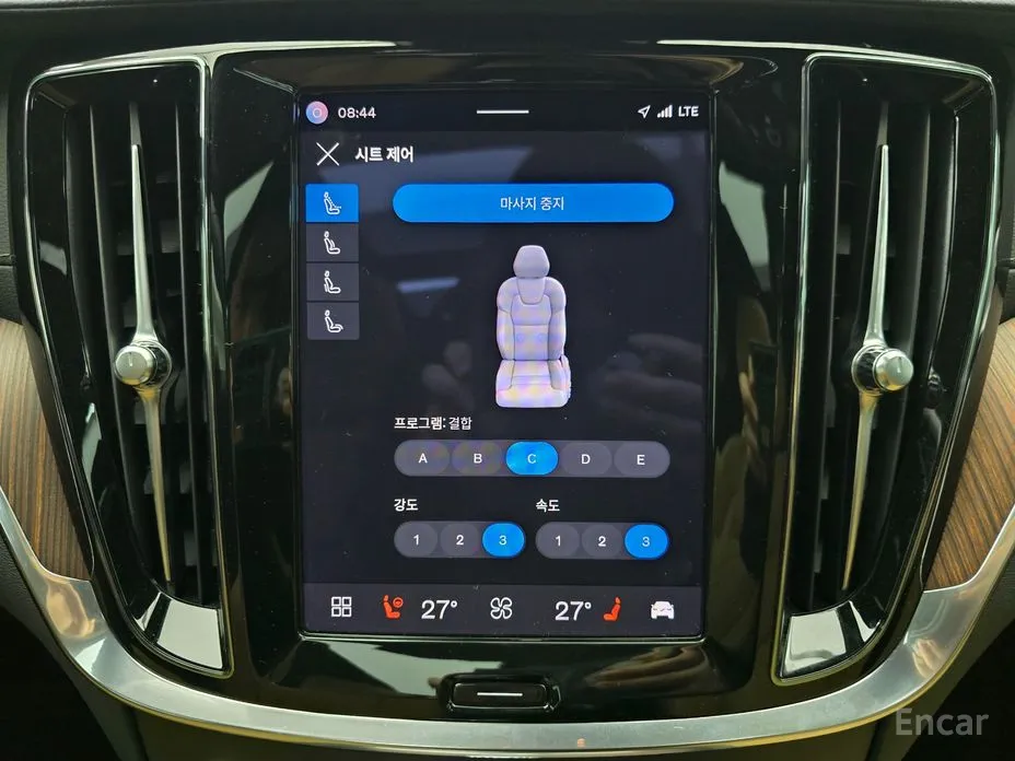 Фото 17 - Volvo S60