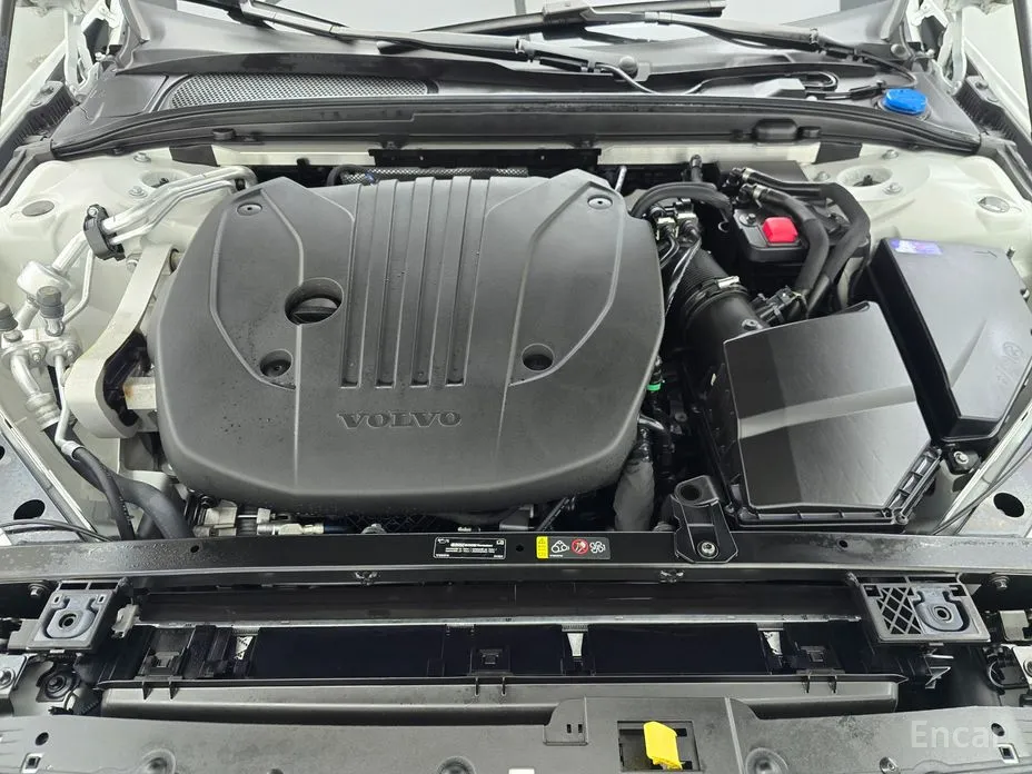 Фото 6 - Volvo S60