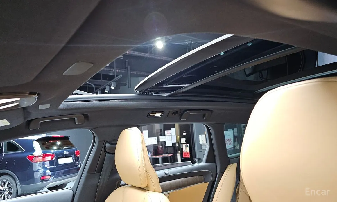 Фото 19 - Volvo V90