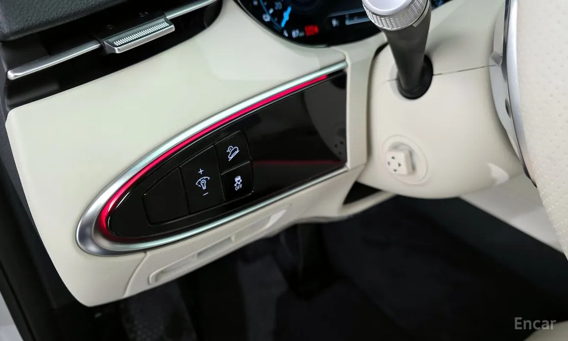 Фото 15 - Genesis GV70