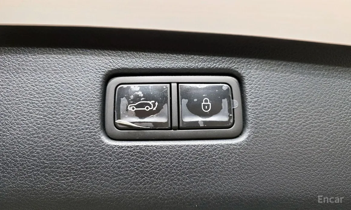 Фото 19 - Genesis GV70