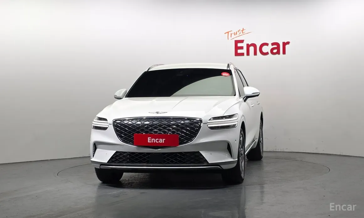 Фото 3 - Genesis GV70