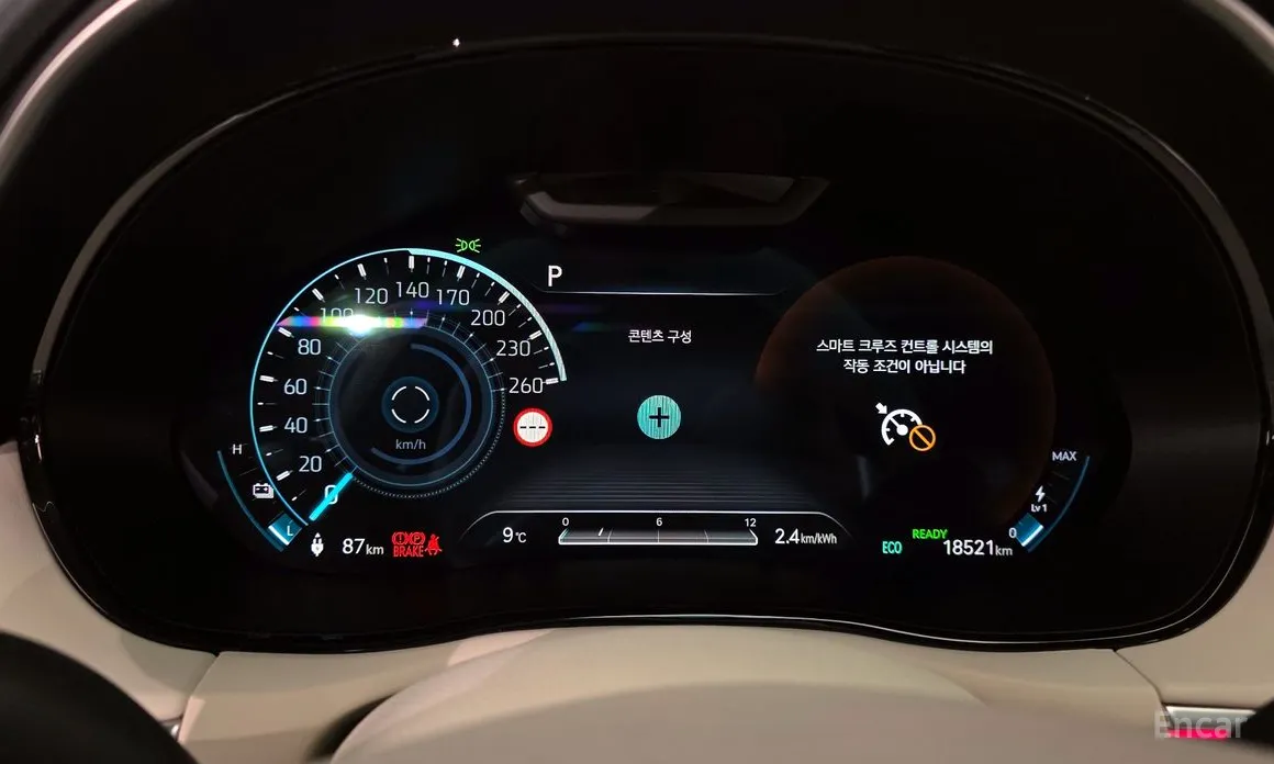 Фото 8 - Genesis GV70